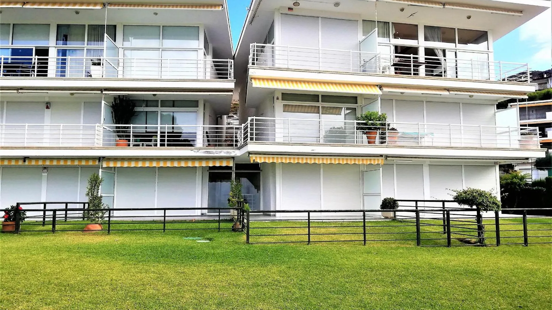 3391 - Res. Almadraba IX 1-1, Gran Jardin En Residencia Privada Y Tranquila, Acceso Directo A La Playa Almadraba. - Es-258-151 Apartment Roses